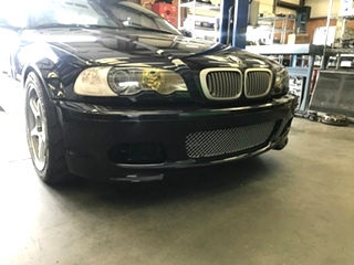 BMW ZHP Bumper Installation  E46 BMW ZHP Bumper Installation  on a normal E46