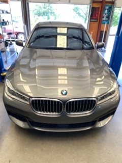 BMW 750i Repair